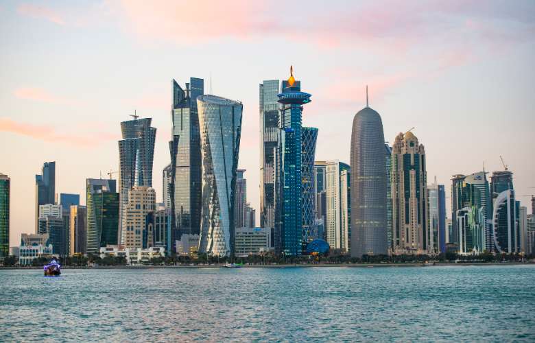 كيفية الحصول على اقامة دائمة في قطر